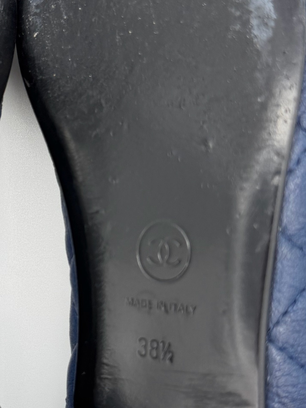 CHANEL Quilted Aged Calfskin Leather Flats - Picture 12 of 12